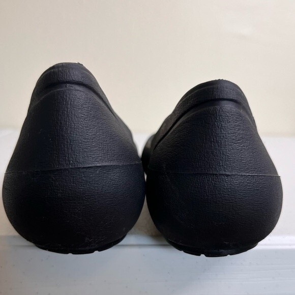 Crocs Patent Cap Toe Ballet Flat Black Comfort Slip On Casual Shoe Women Size 8 - Picture 11 of 14